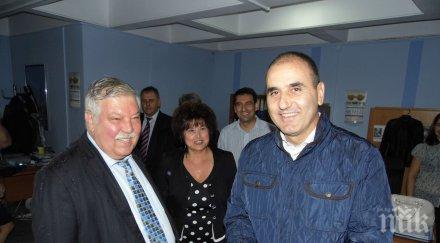 цветан цветанов герб единствената партия залага българия върне доверието брюксел