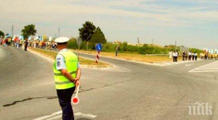 хотелиери блокират пътя варна бургас