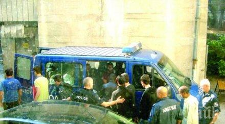 турски тираджия заловен сирийци дунав мост качили тайно