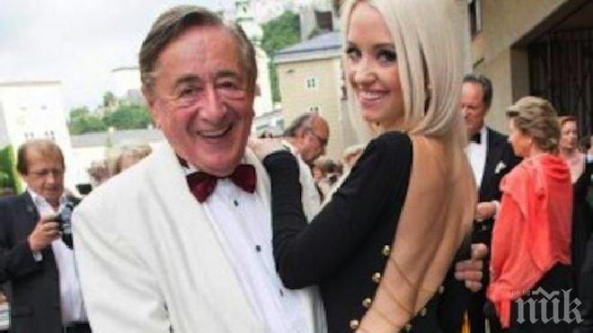 81-годишен милиардер се ожени за 24-годишен модел на Плейбой
