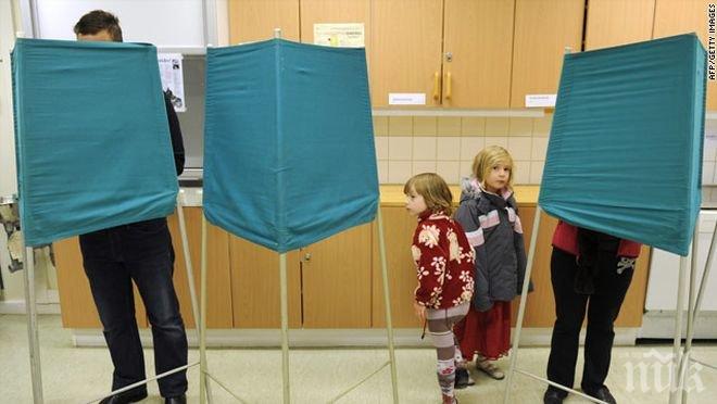 Левите на път да вземат властта в Швеция след изборите днес