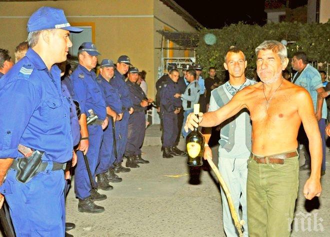 Цигани пребиха с лопати бизнесмен заради 20 лева. Богаташът бере душа, вероятно няма да оцелее