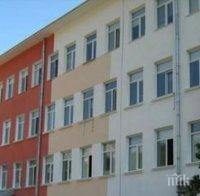 Битката за покойници във Враца загрубява