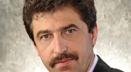 първо пик цветан василев влиза килия веднага идването сърбия решението окончателно