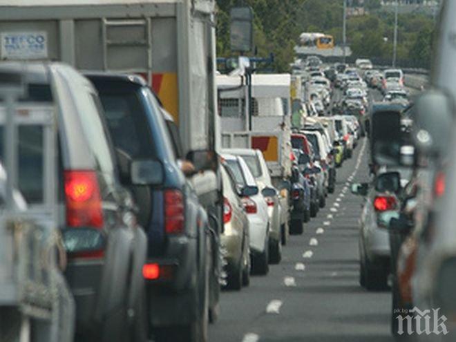 Шумовият терор над българите се увеличава, основна причина са колите