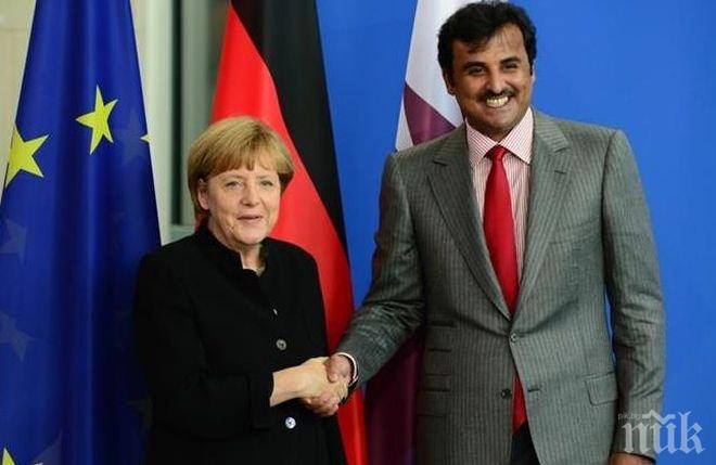 Емирът на Катар уверява Меркел, че не финансира терористи, тя казва, че му вярва