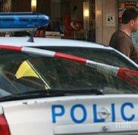 ИЗВЪНРЕДНО: Въоръжен грабеж в столичен мол! Бандити удариха инкасо автомобил и избягаха с кола с украински номера