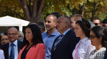 цветанов пик бнб основният виновник кризата ктб искров веднага подаде оставката коментирам екстрадицията василев