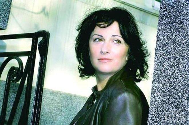 Наша актриса в прегръдката на Тарантино