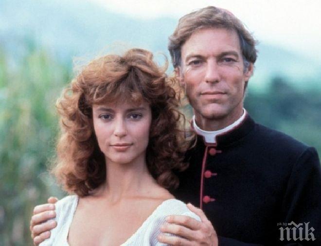 Меги от Птиците умират сами пие българска ракия