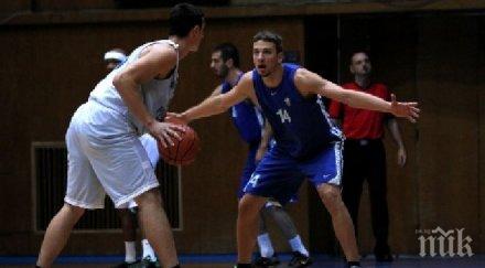 шампионът левски справи македонци взе трета победа