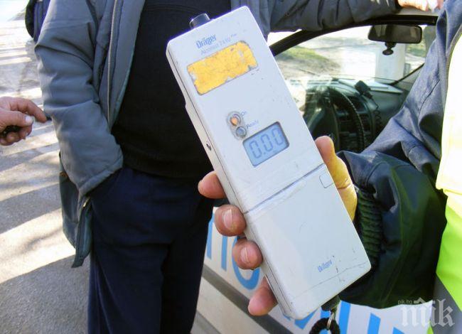 Заловиха шофьор с отнета книжка