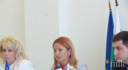 свалиха билбордове българия без цензура автомагистрала тракия пловдив