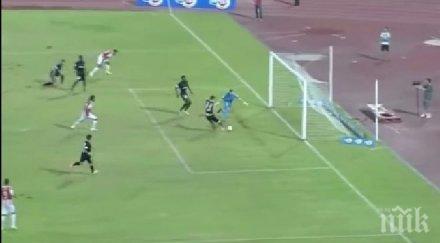 цяла гърция смее злополучен футболист видео