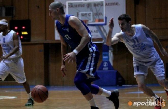 Шампионът Левски с нова победа в контролите