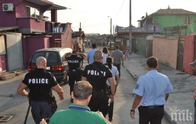 Бургазлия в шок! Цигани обират къщата му пет пъти, а полицаите му казват: Продай я!