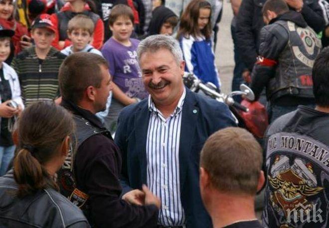 Кметът на Монтана черпи за бомбата над ЦСКА