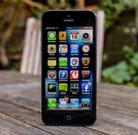 Флашка превръща Iphone-а в дистанционно!