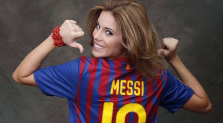 мис испания пътува фланелка барселона снимка