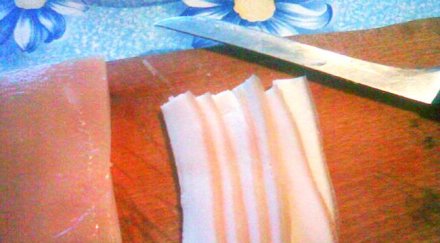 гладен краде сланина уиски заключват