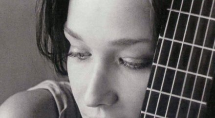 карла бруни връща сцената