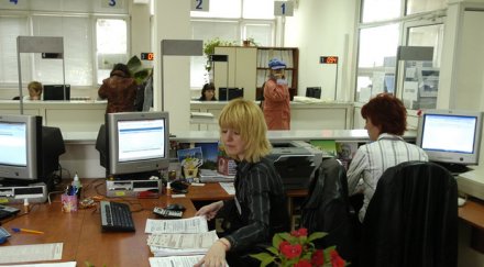 1417 фирми фалирали три месеца