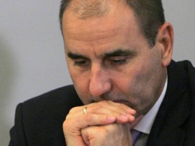 Цветан Цветанов пак на съд