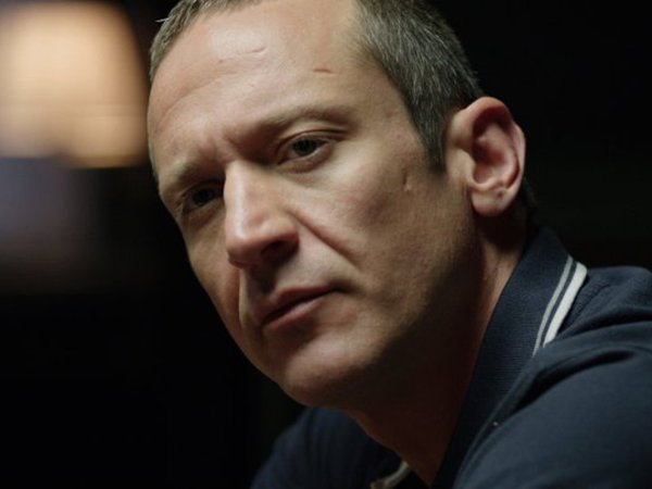 Пребиват до кръв Деян Донков