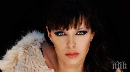 свръх горещо гаджето виктория петрова снима чисто гола студиото хващат