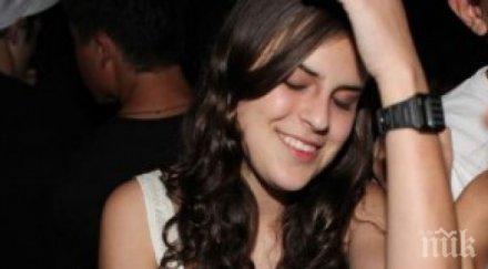 дъщерята деми мур брус уилис наркоманка