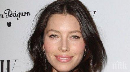 джесика бийл бременна снимки