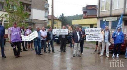 служителите напоителни системи искат заплати дни готови радикални мерки