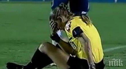 нокаутираха футболна съдийка аржентина видео