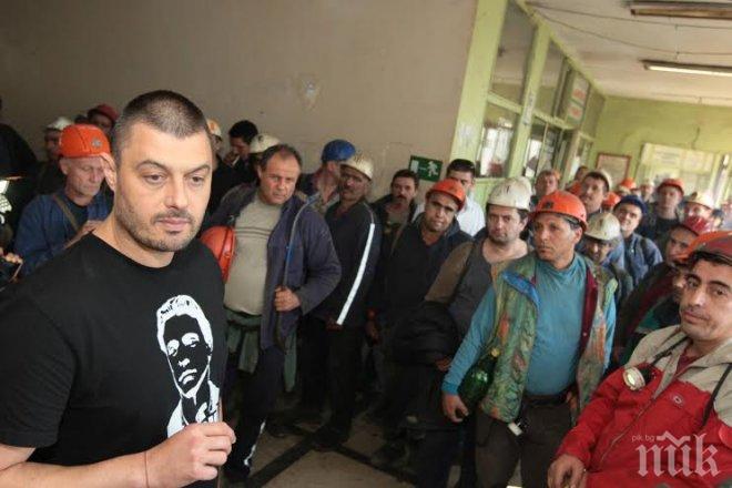 Бареков: Местан явно се е самозабравил, за да иска въвеждането на турския език като задължителен предмет в училище