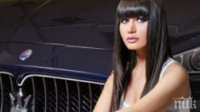 Бременната дъщеря на румънския президент катастрофира