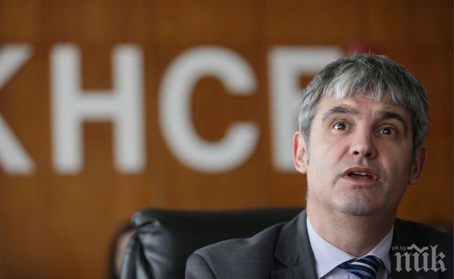 Разкритие! Вчера тествали нов продукт в гръмналия завод, нямало инструкция как се ползва! Кой сега ще понесе отговорността за загиналите?