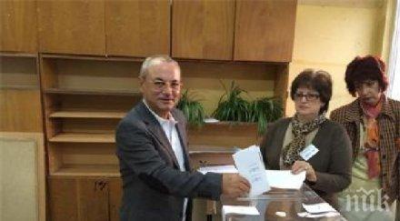 ахмед доган гласува рано сутринта софия направи изявление