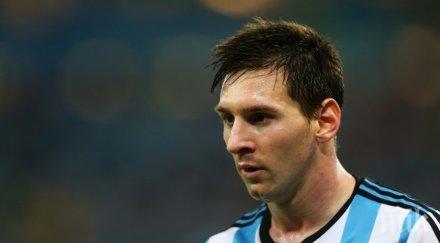 изправят меси съда заради данъчни измами