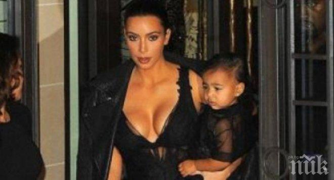 Ким Кардашиян забрави дъщеря си в хотел