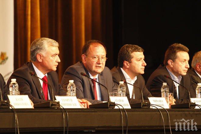 Михаил Миков: Защо питате нас за коалиция с ГЕРБ? Мандатът е техен, те не са ни поканили 