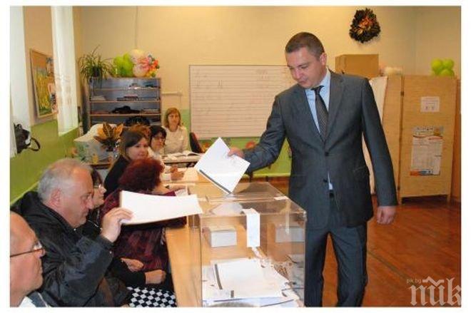 Кметът на Варна Портних: Гласувах за стабилно мнозинство в българския парламент