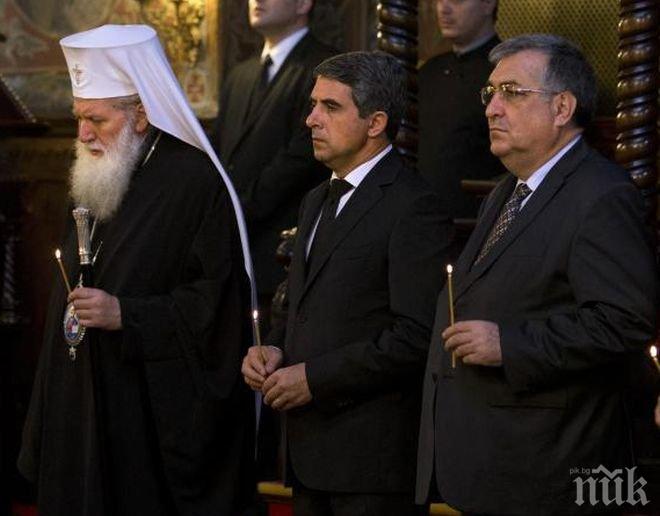 Близнашки, Плевнелиев и Неофит се поклониха в памет на загиналите в Горни Лом (снимки)