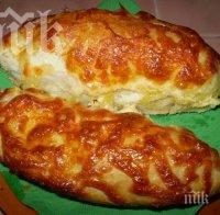 Банички с кашкавал и сирене