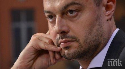 първо пик бареков отговори дали остане евродепутат стане народен прeдставител българия