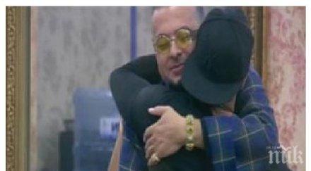 гей скандал вип брадър моделът мартин беснее евгени минчев изгонят заради теб довечера