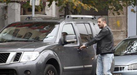 пик блатечки затъна кредити заради диляна бебето обикаля банки нотариуси папарашки снимки