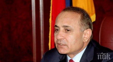 премиерът армения пристигна посещение сащ