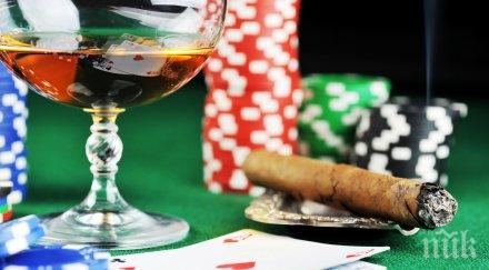 глобиха трима заради игра покер брезник