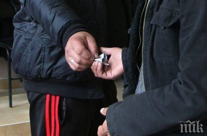 След акцията в Пазарджишко: Задържаха трима за купуване на гласове