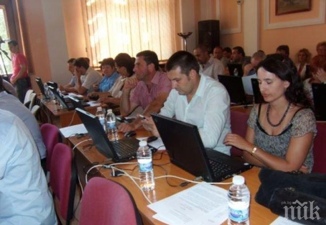 Общинският съвет в Кюстендил прие единодушно декларация срещу мандата на ДПС